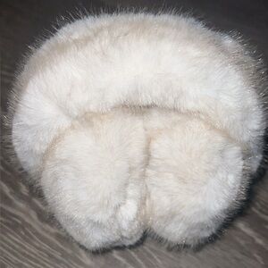 Thick Fur Super Soft Earmuffs – Milk & Honey | One Size Fits All | Brand New